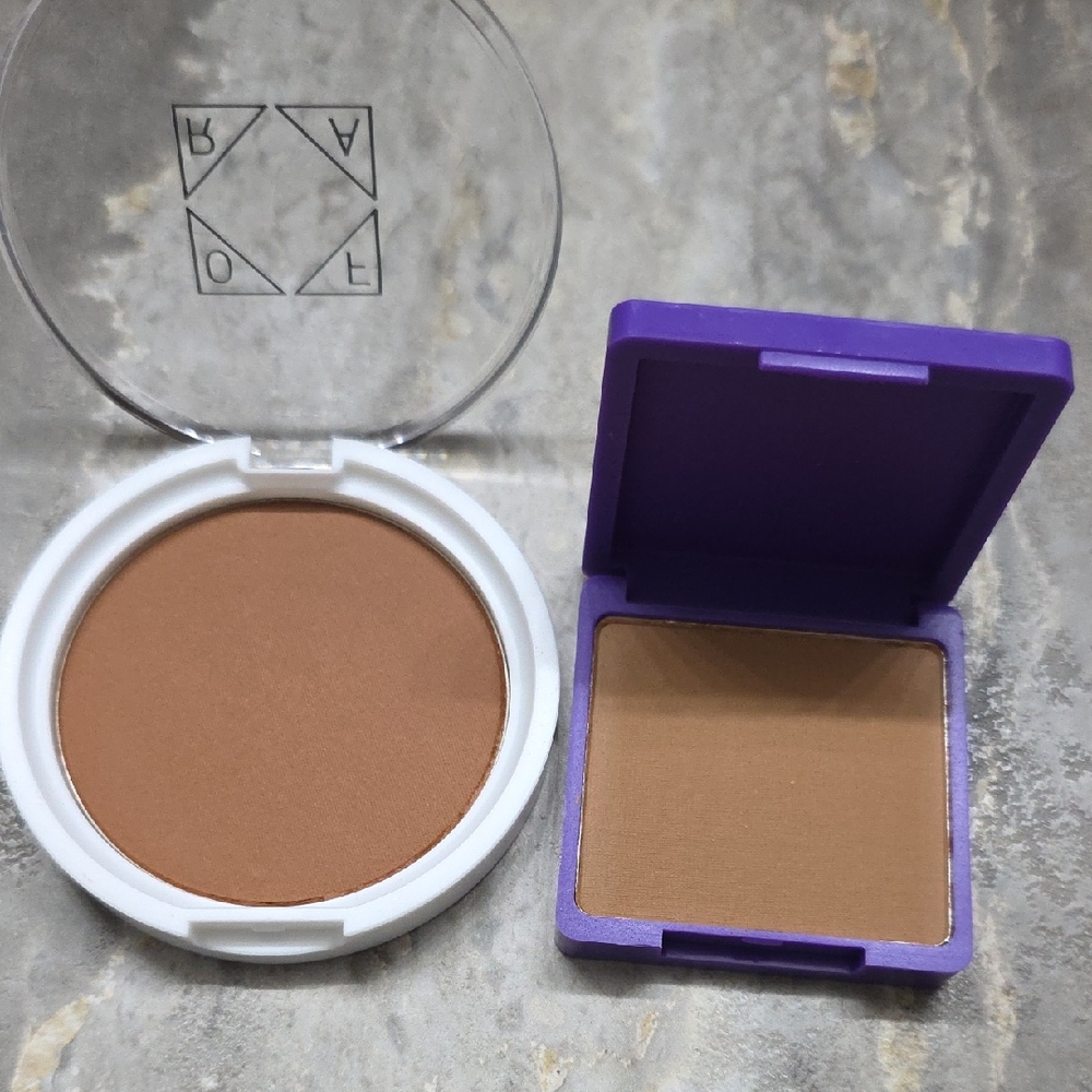 Ofra Bronze And Purple LISA FRANK Compact
